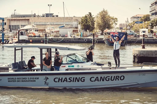 Chasing Canguro poster